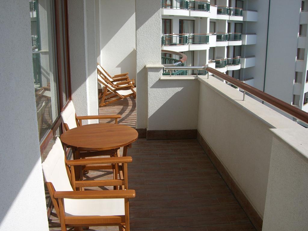 Kalina Private Apartments In Emerald Resort, Ravda Phòng bức ảnh